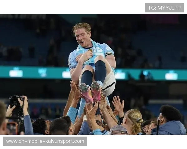 德布劳内转身直塞制造机会，曼城攻势再次威胁