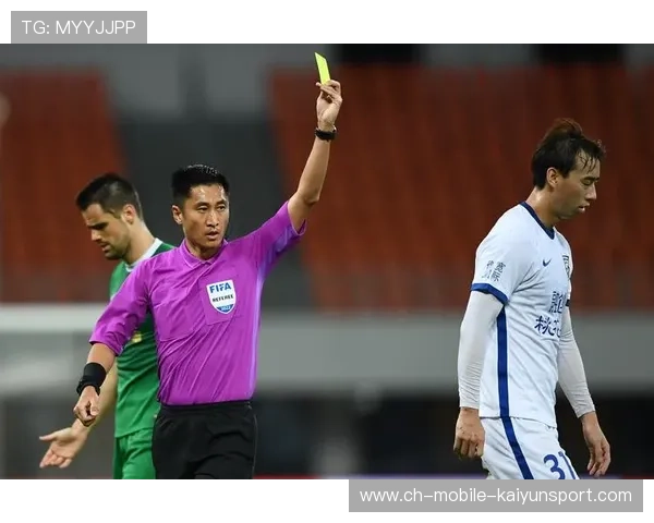 卡塔尔世界杯决赛裁判自传爆料：曾遭神秘威胁